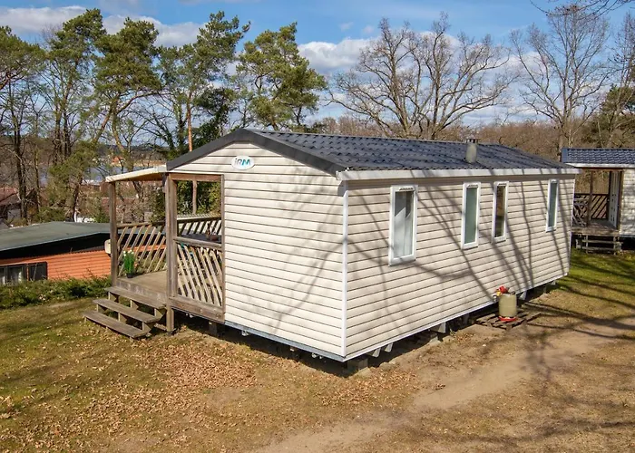 Mobilheime Am Camping *